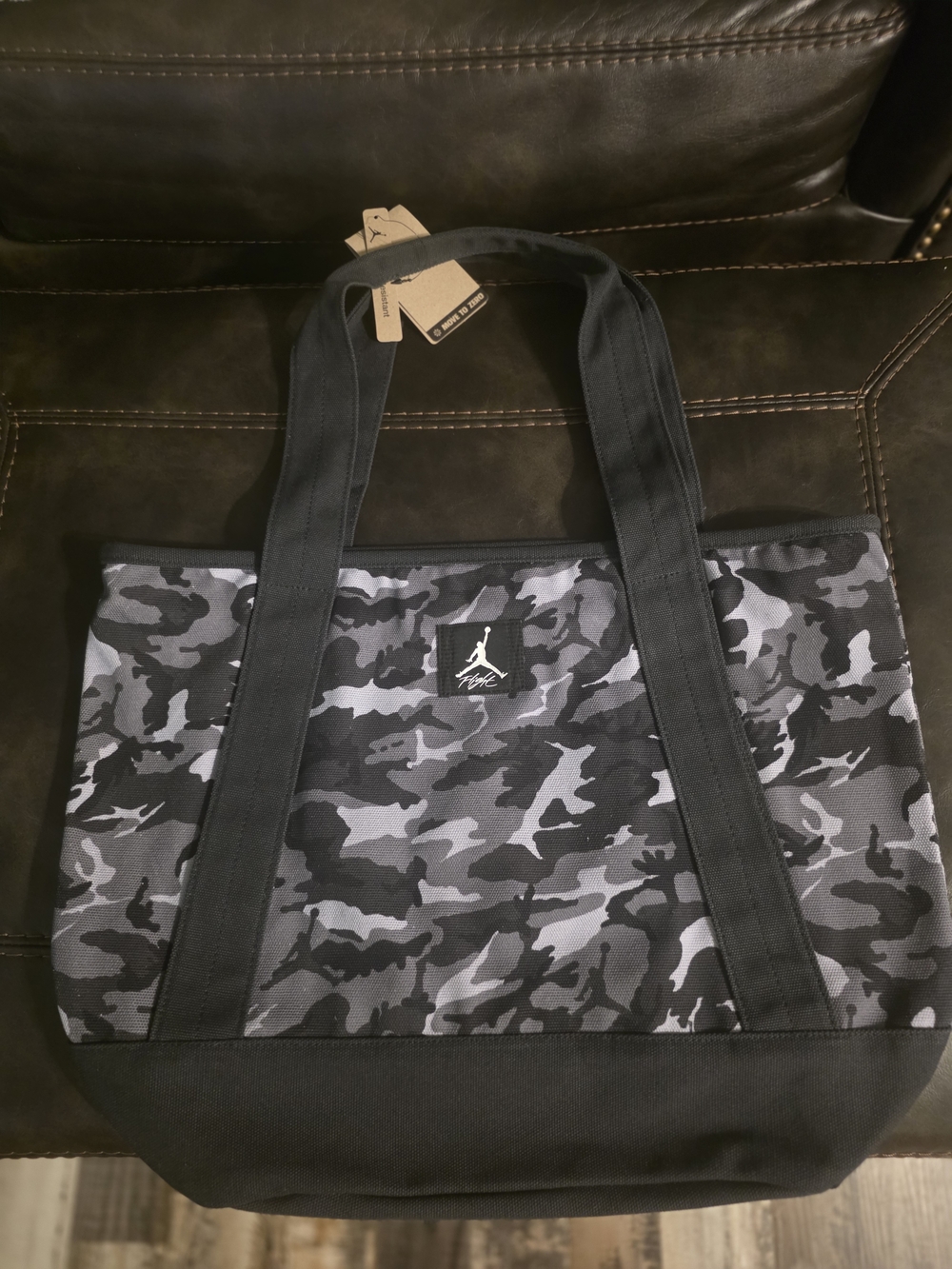 Jordan Men's Black & Gray Camo Tote Bag